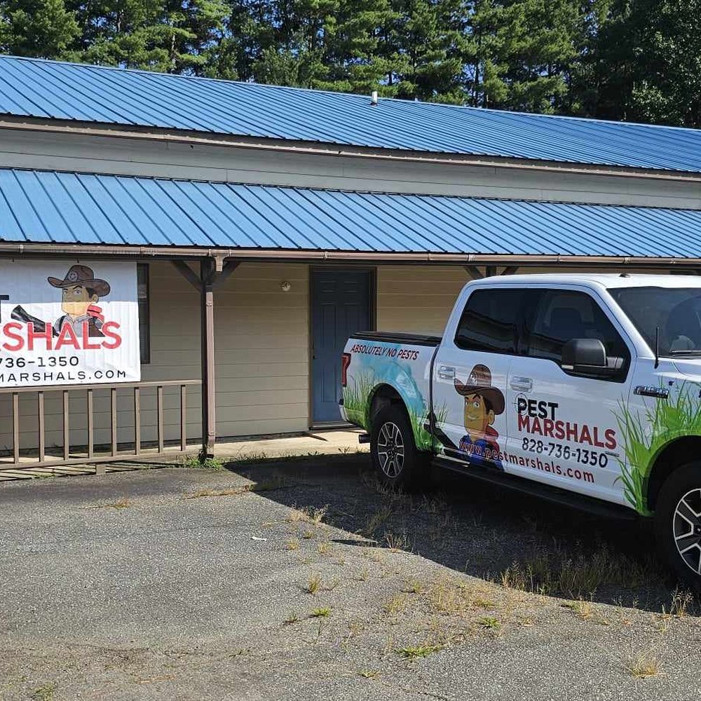 Recon Pest Control team providing professional pest control services in Western North Carolina